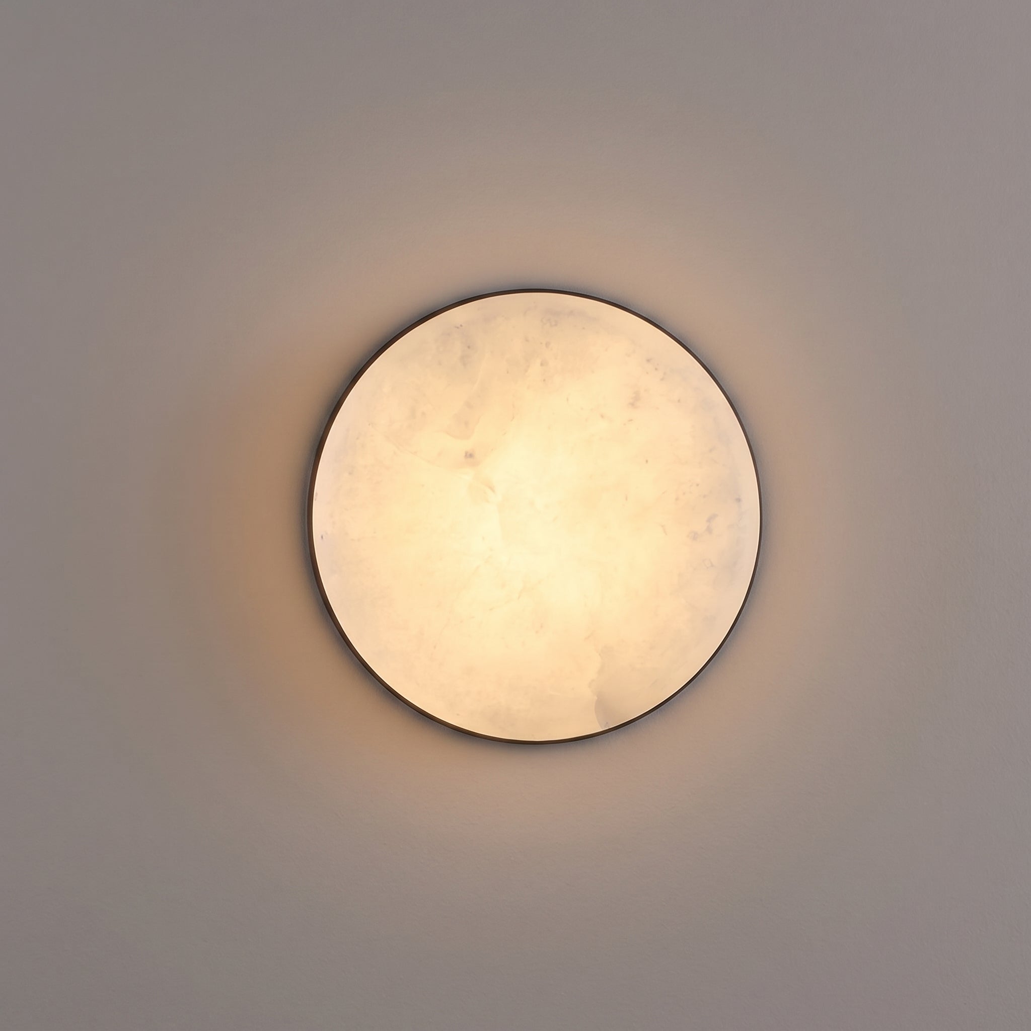 flint wall light, Round, studio hero