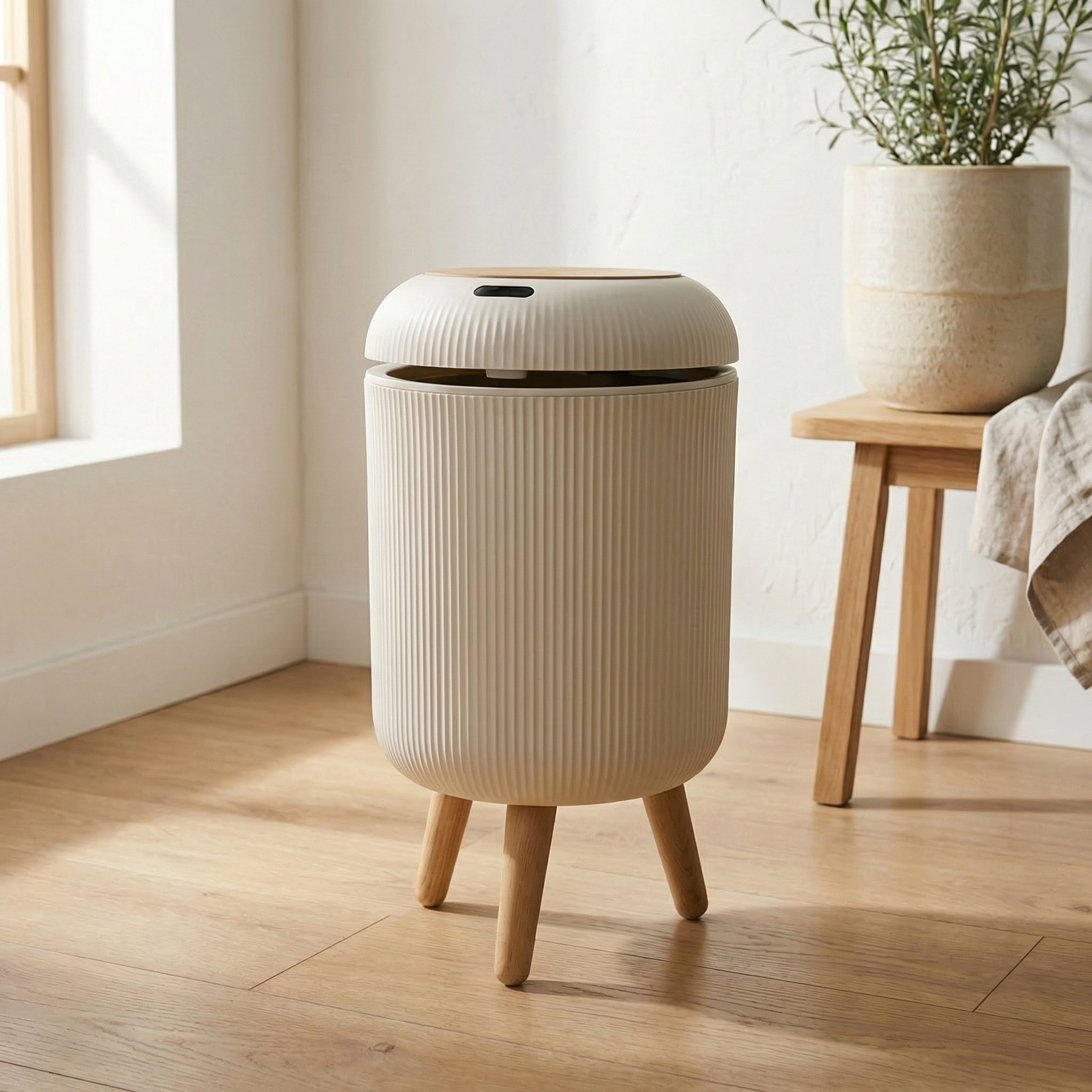 sora automatic waste bin
