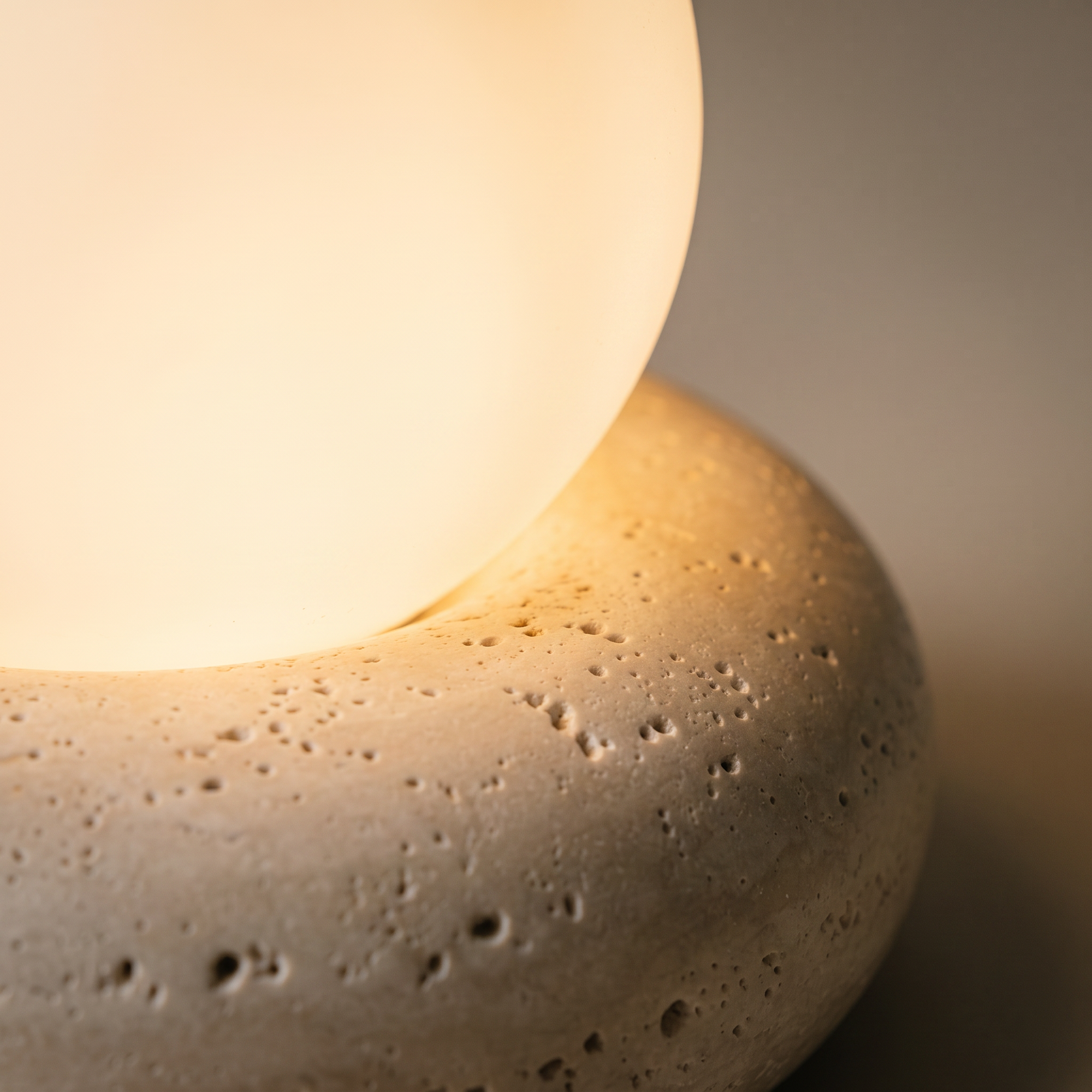 oboro travertine lamp