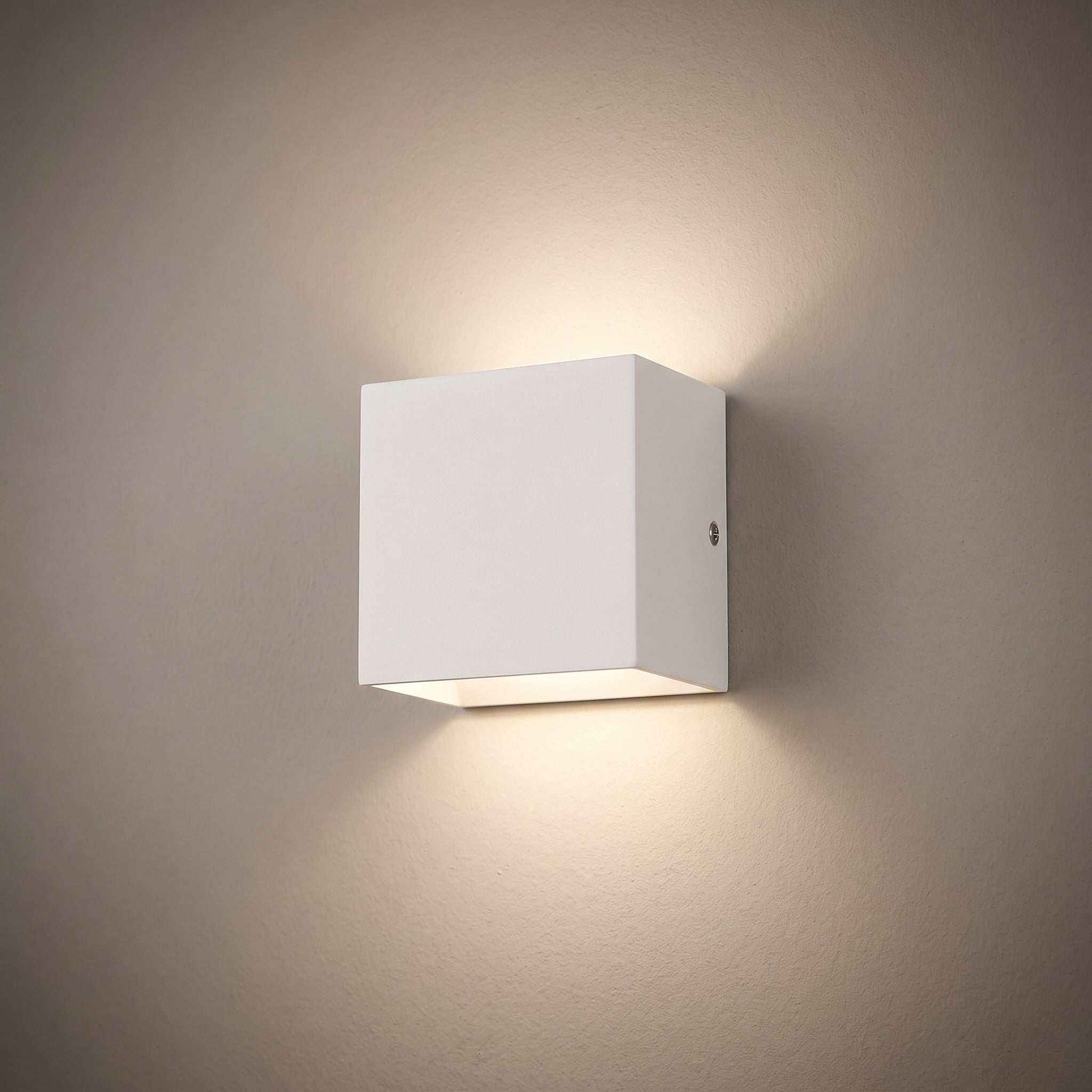 cairn wall light, white, studio hero