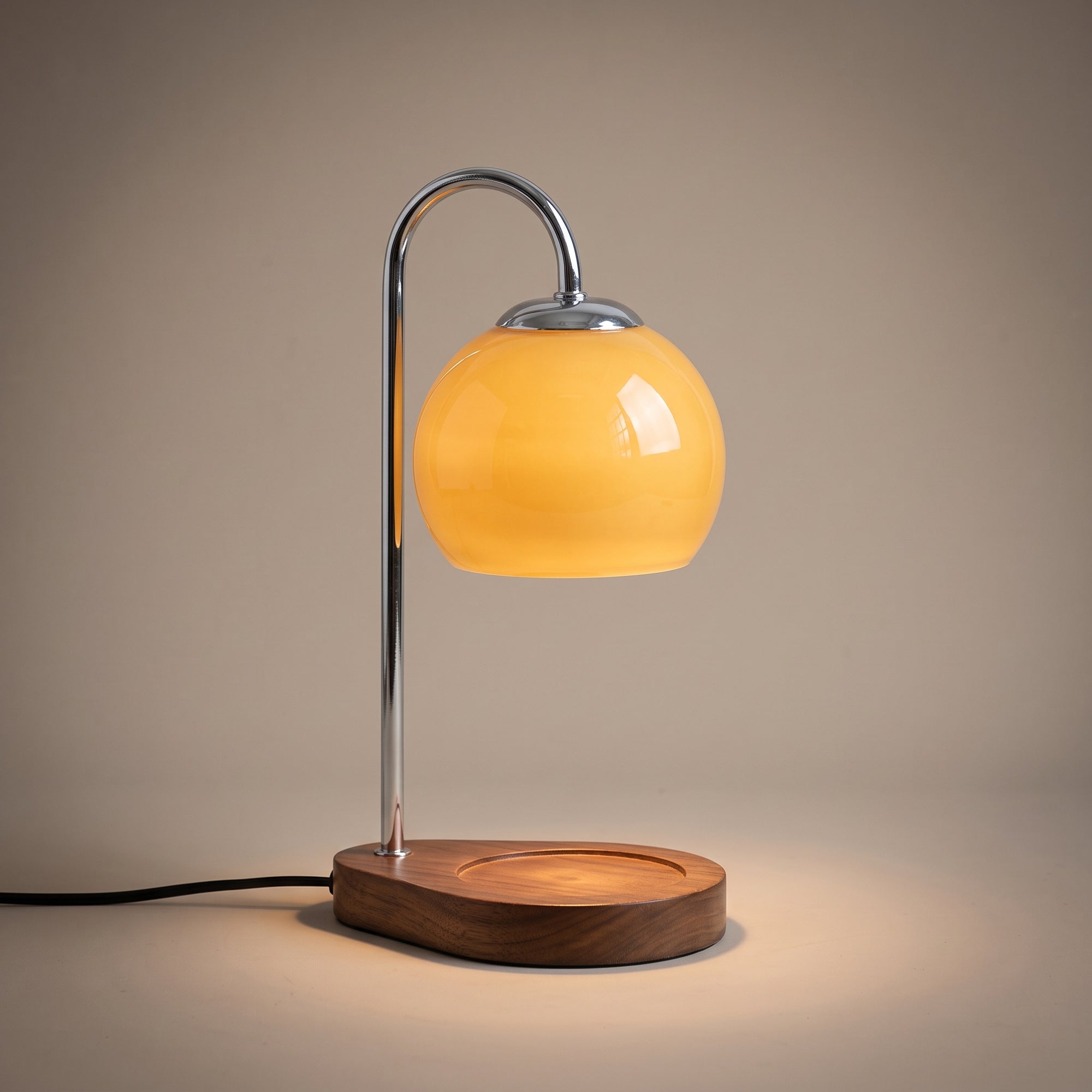 Weald candle warmer in light brown, studio hero