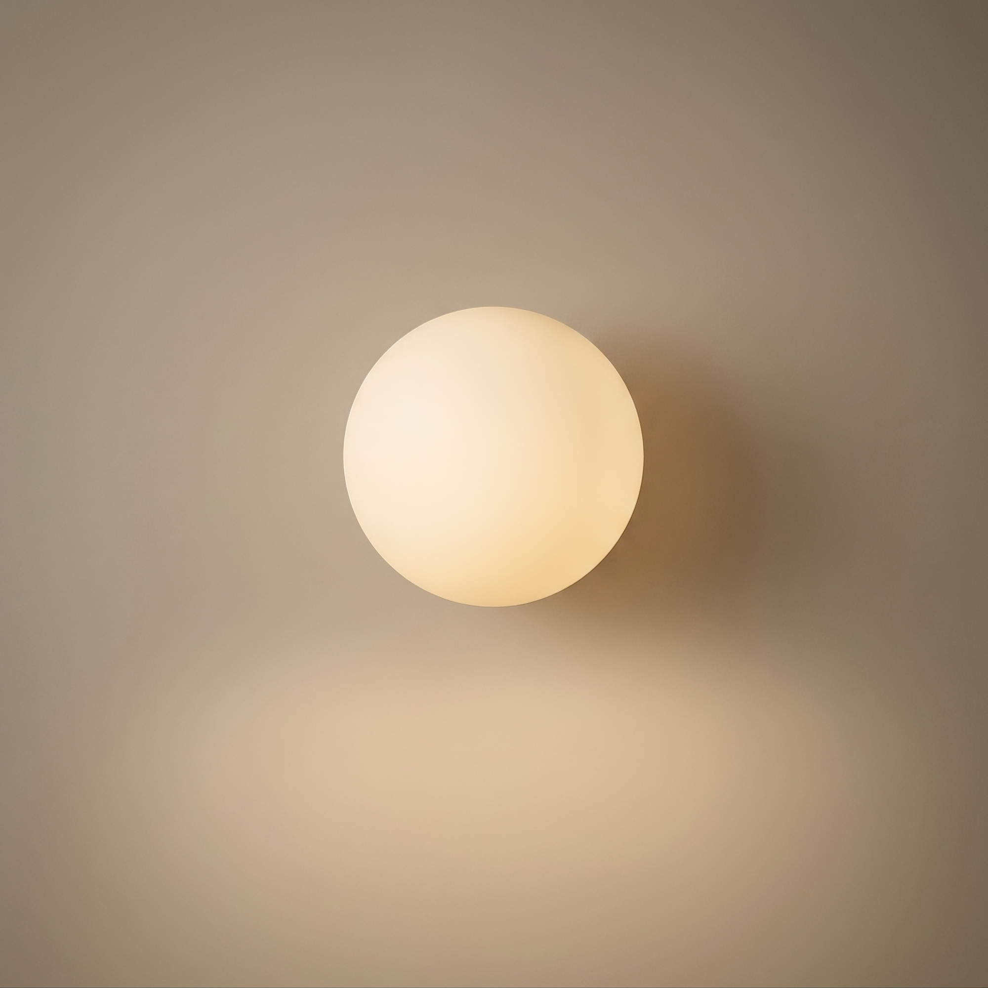 holm wall light studio hero