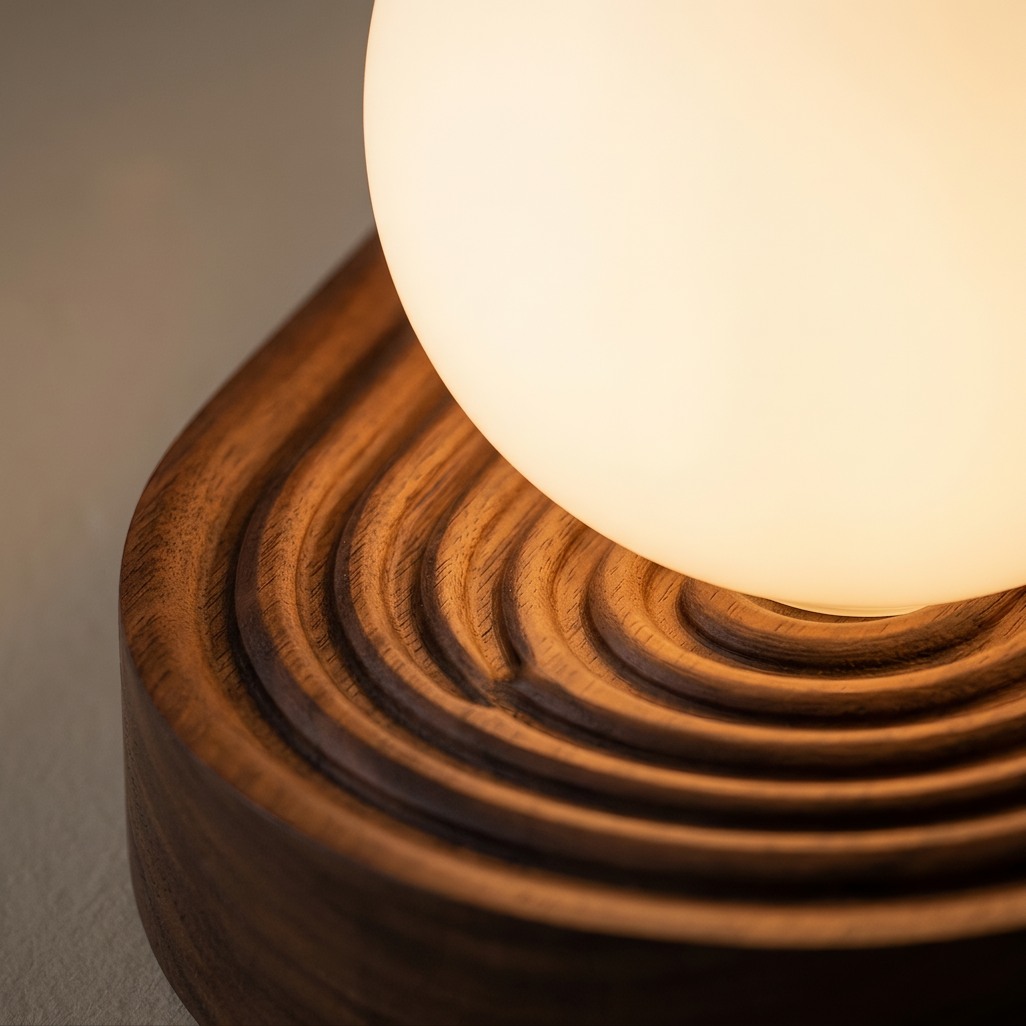 uzu wall light detail
